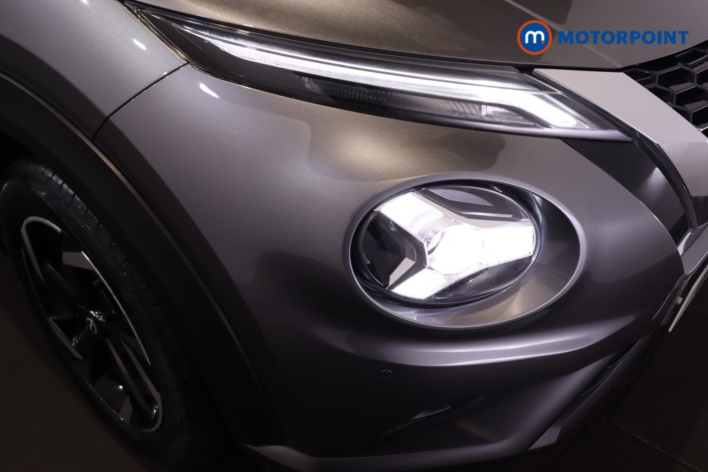 Nissan Juke N-Connecta Manual Petrol SUV - Stock Number (1608859) - 25th supplementary image
