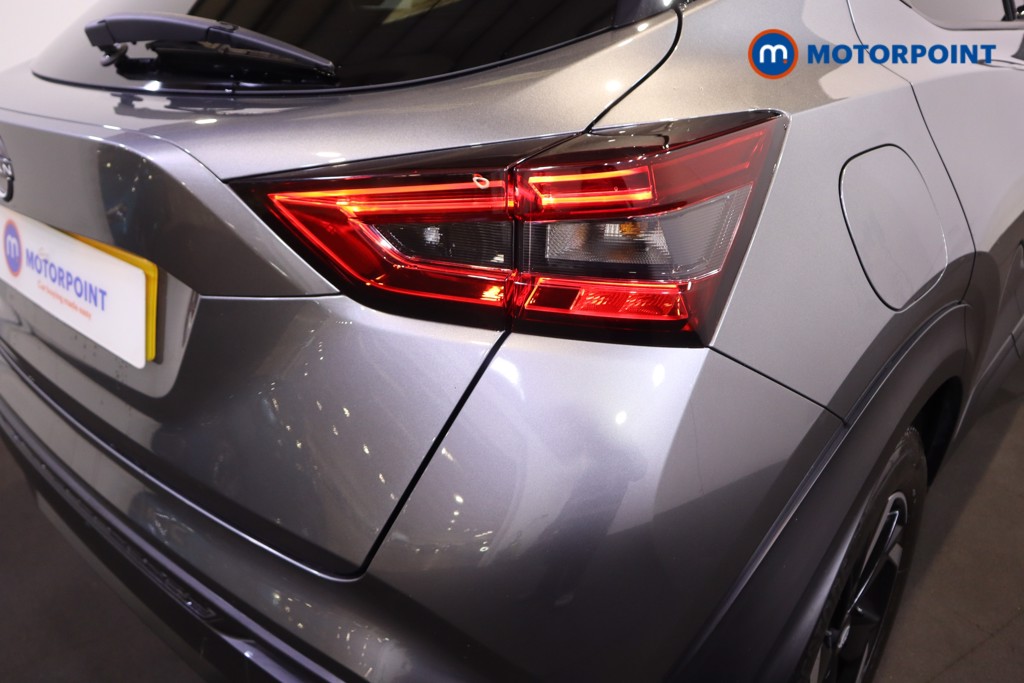 Nissan Juke N-Connecta Manual Petrol SUV - Stock Number (1608859) - 26th supplementary image