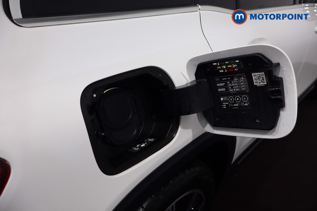 Mercedes-Benz EQB Amg Line Executive Automatic Electric SUV - Stock Number (1608909) - 39th supplementary image