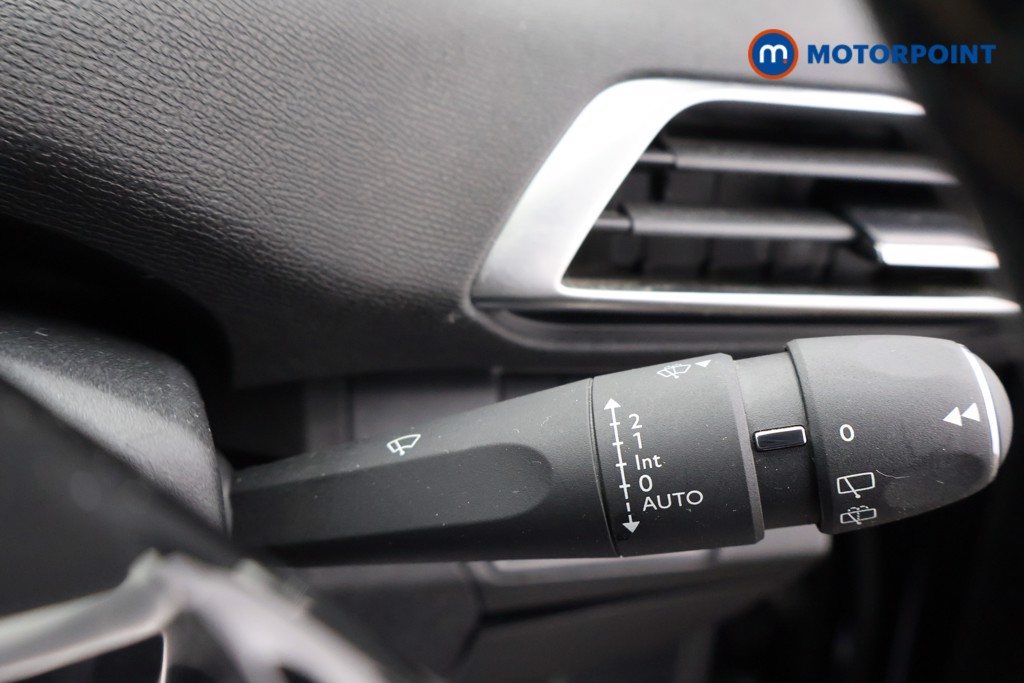 Peugeot 3008 GT Manual Petrol SUV - Stock Number (1608946) - 7th supplementary image