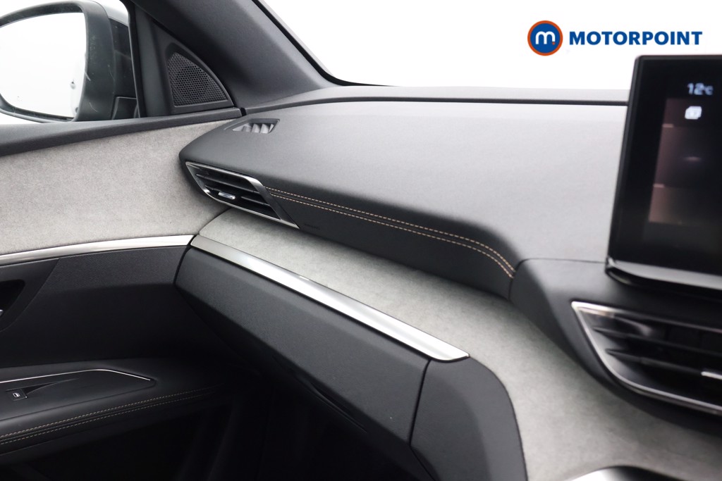 Peugeot 3008 GT Manual Petrol SUV - Stock Number (1608946) - 11th supplementary image