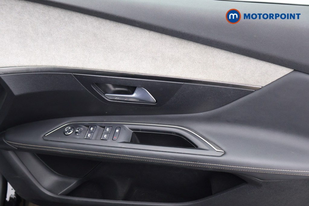 Peugeot 3008 GT Manual Petrol SUV - Stock Number (1608946) - 13th supplementary image