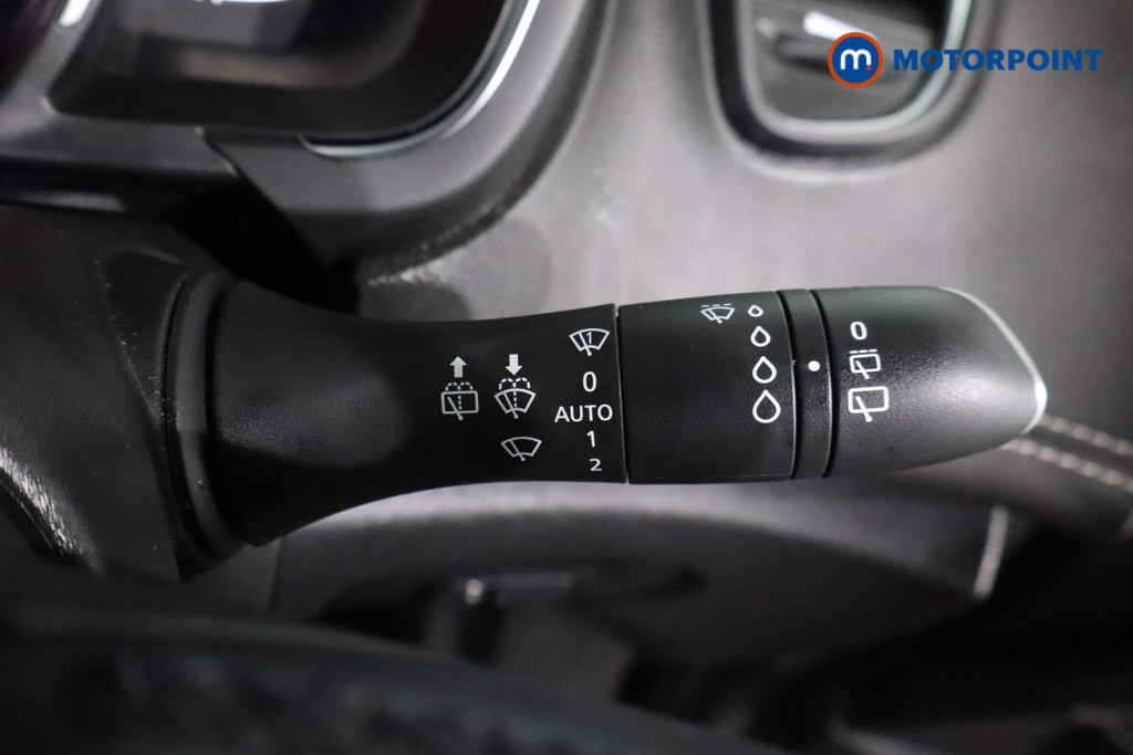 Renault Grand Scenic Signature Manual Petrol People Carrier - Stock Number (1608952) - 15th supplementary image