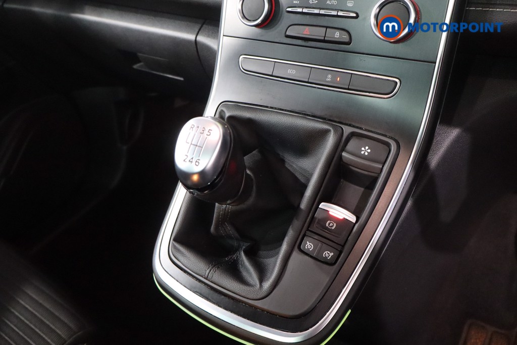 Renault Grand Scenic Signature Manual Petrol People Carrier - Stock Number (1608952) - 19th supplementary image