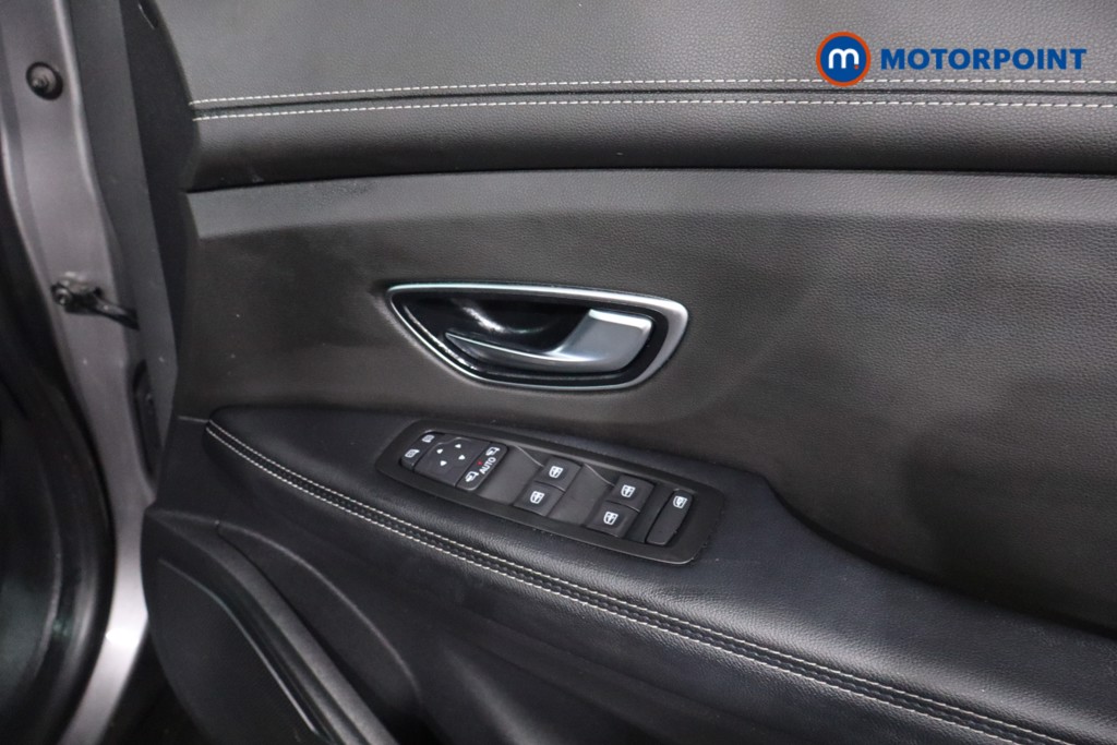 Renault Grand Scenic Signature Manual Petrol People Carrier - Stock Number (1608952) - 22nd supplementary image