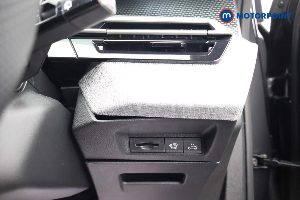 Peugeot 5008 GT Automatic Petrol SUV - Stock Number (1609173) - 7th supplementary image