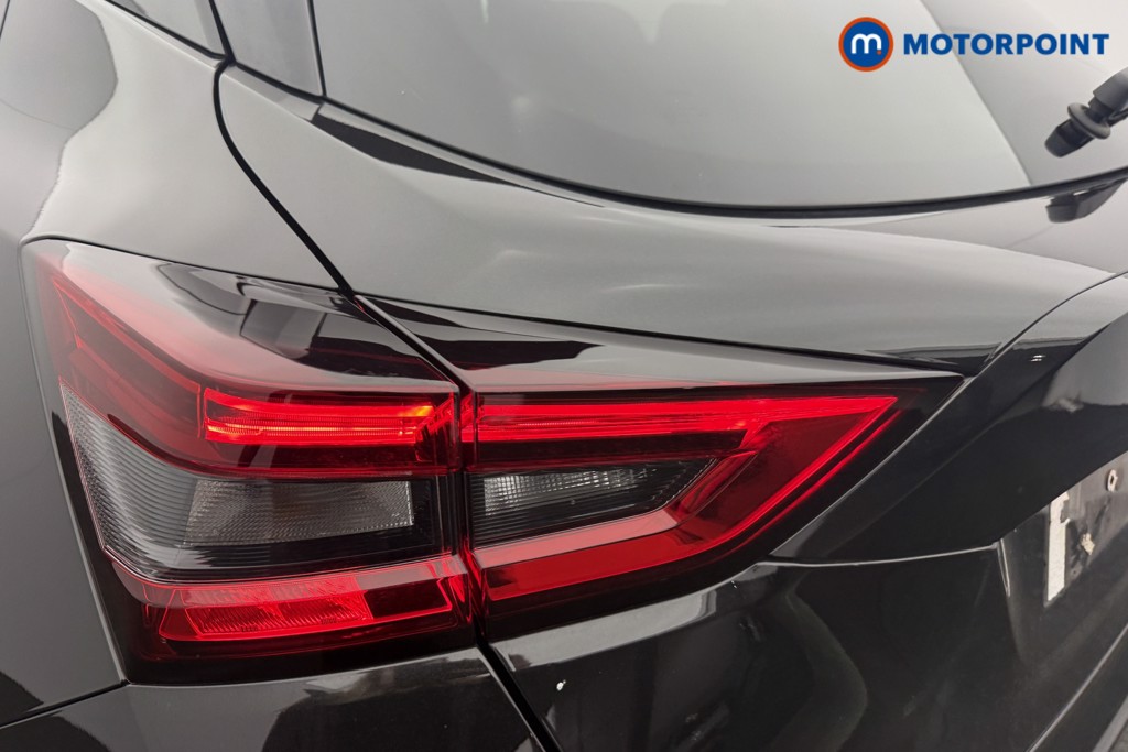 Nissan Juke N-Connecta Automatic Petrol SUV - Stock Number (1609185) - 17th supplementary image