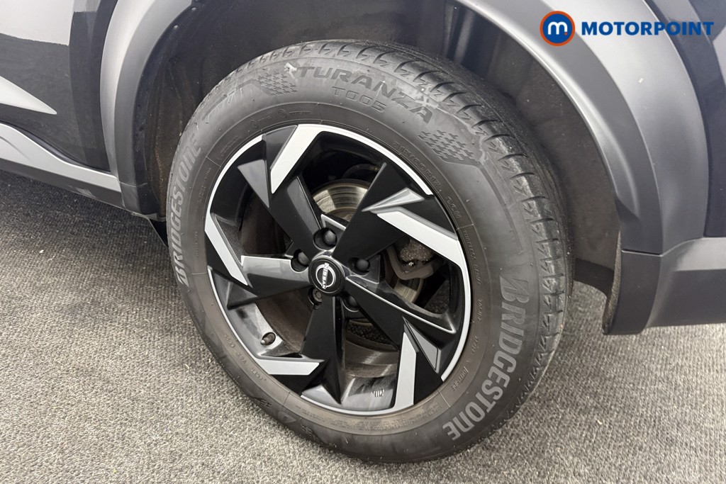 Nissan Juke N-Connecta Automatic Petrol SUV - Stock Number (1609185) - 22nd supplementary image