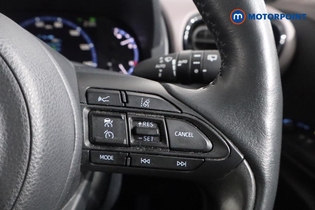 Toyota Yaris Cross Excel Automatic Petrol-Electric Hybrid Estate - Stock Number (1609195) - 7th supplementary image