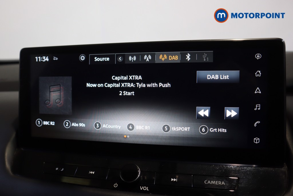 Nissan Qashqai N-Connecta Manual Petrol SUV - Stock Number (1609215) - 2nd supplementary image