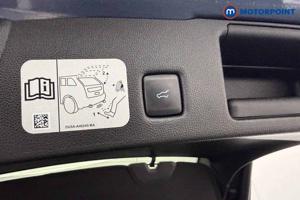 Ford Kuga Vignale Automatic Petrol Plug-In Hybrid SUV - Stock Number (1609255) - 13th supplementary image