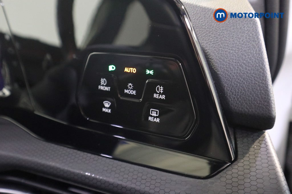 Volkswagen Golf GTI Automatic Petrol Hatchback - Stock Number (1609259) - 11th supplementary image