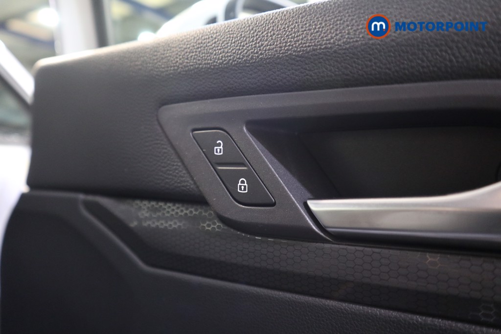 Volkswagen Golf GTI Automatic Petrol Hatchback - Stock Number (1609259) - 13th supplementary image