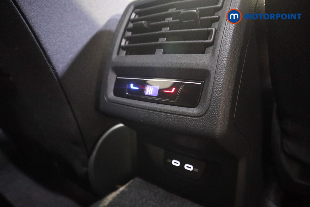 Volkswagen Golf GTI Automatic Petrol Hatchback - Stock Number (1609259) - 18th supplementary image