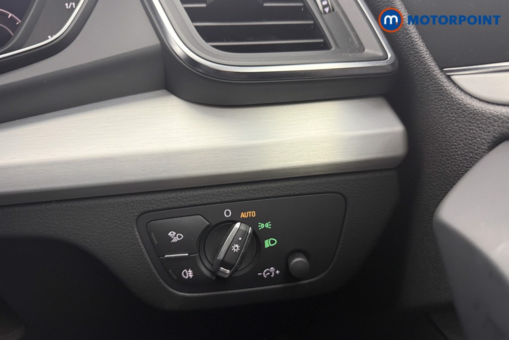 Audi Q5 S Line Automatic Petrol SUV - Stock Number (1609468) - 8th supplementary image