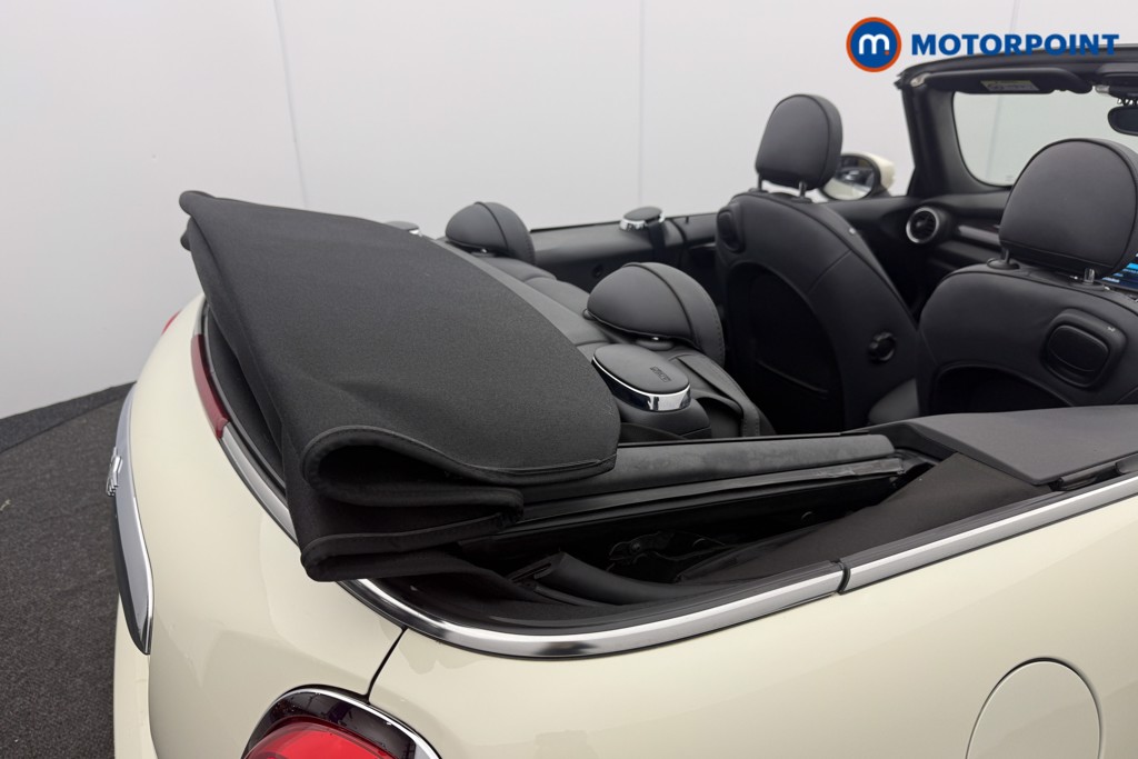 Mini Convertible Cooper Exclusive Automatic Petrol Convertible - Stock Number (1609480) - 14th supplementary image