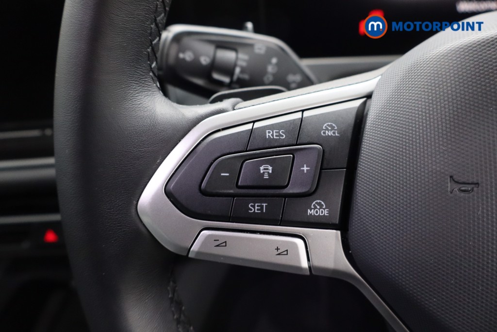 Volkswagen Passat Life Automatic Petrol Plug-In Hybrid Estate - Stock Number (1610186) - 7th supplementary image