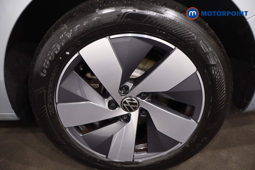 Volkswagen Passat Life Automatic Petrol Plug-In Hybrid Estate - Stock Number (1610186) - 12th supplementary image