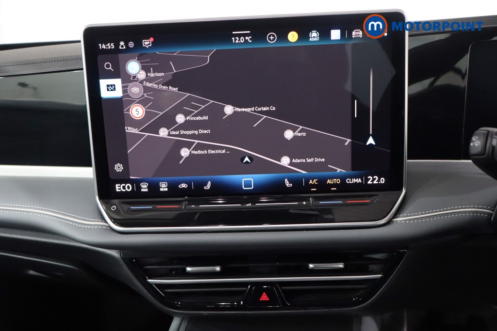 Volkswagen Passat Life Automatic Petrol Plug-In Hybrid Estate - Stock Number (1610186) - 17th supplementary image