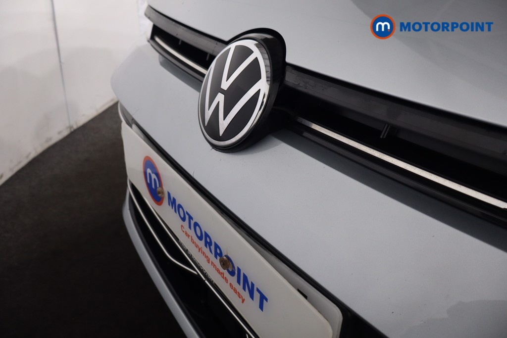 Volkswagen Passat Life Automatic Petrol Plug-In Hybrid Estate - Stock Number (1610186) - 28th supplementary image