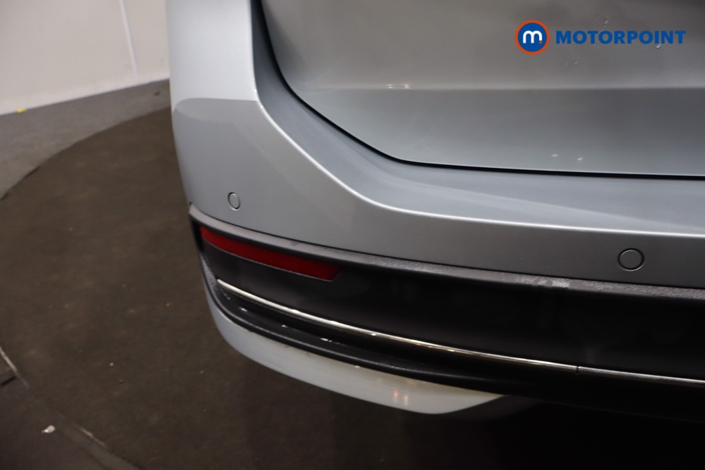 Volkswagen Passat Life Automatic Petrol Plug-In Hybrid Estate - Stock Number (1610186) - 37th supplementary image