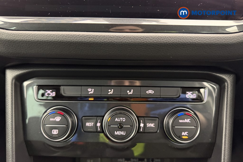 Volkswagen Tiguan Match Manual Petrol SUV - Stock Number (1577964) - 11th supplementary image