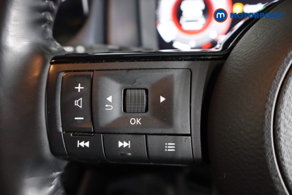 Nissan Qashqai Tekna Manual Petrol SUV - Stock Number (1583731) - 15th supplementary image