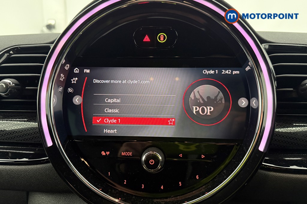 Mini Clubman Cooper Exclusive Manual Petrol Estate - Stock Number (1591223) - 4th supplementary image