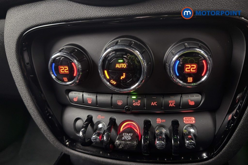 Mini Clubman Cooper Exclusive Manual Petrol Estate - Stock Number (1591223) - 16th supplementary image