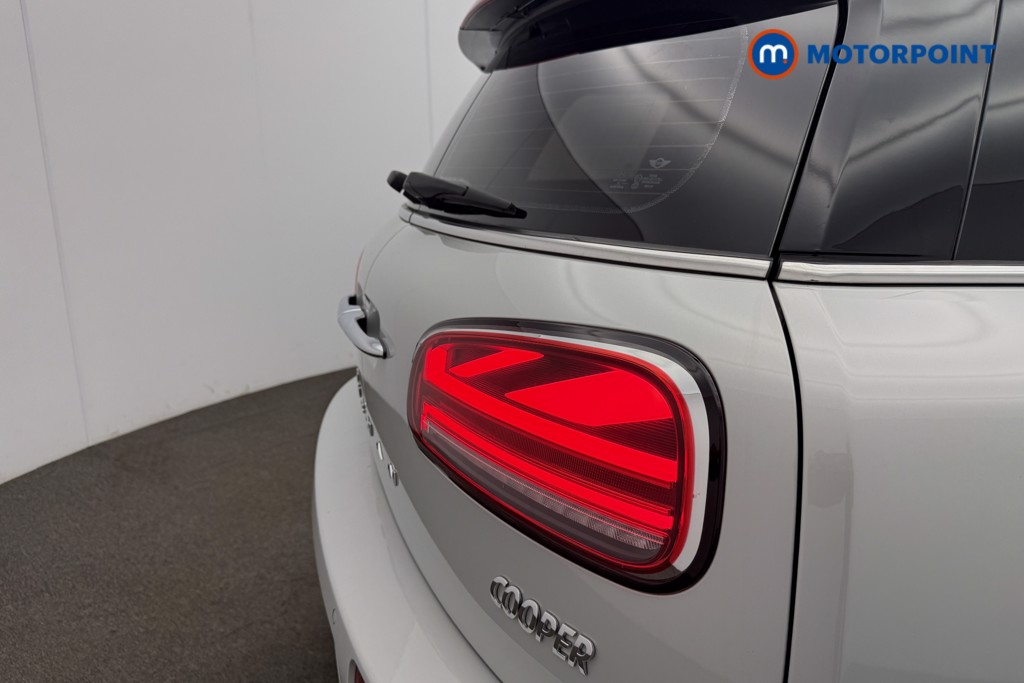 Mini Clubman Cooper Exclusive Manual Petrol Estate - Stock Number (1591223) - 26th supplementary image