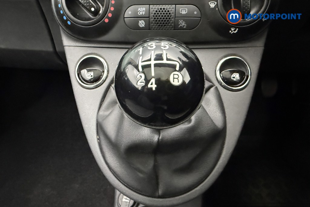 Fiat 500 Lounge Manual Petrol Hatchback - Stock Number (1593473) - 5th supplementary image
