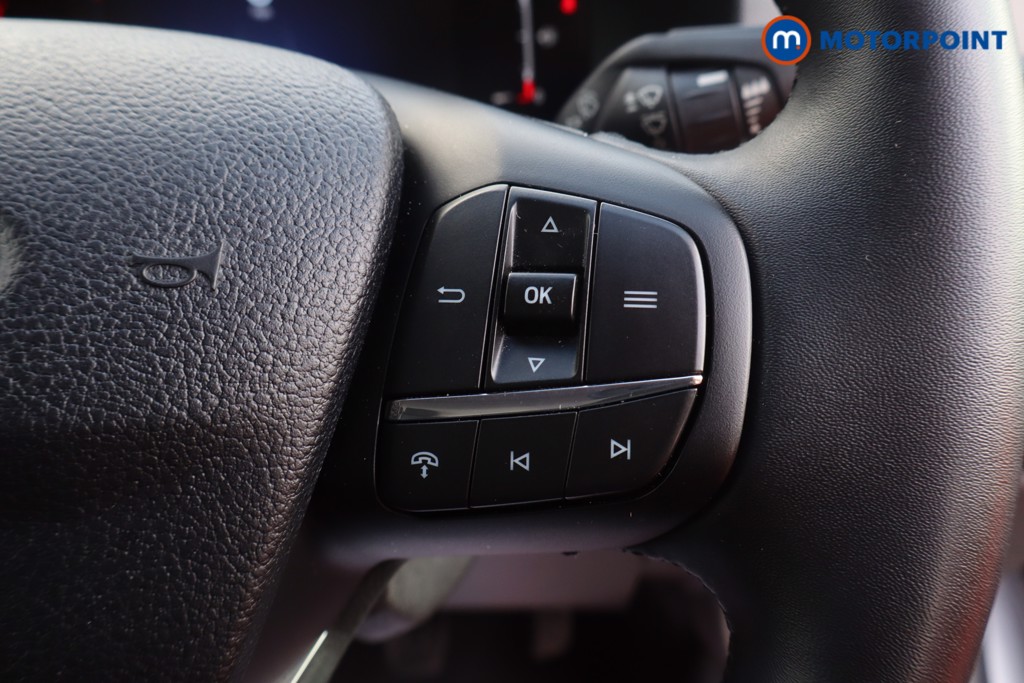 Ford Transit Limited Manual Diesel Medium Roof Van - Stock Number (1594783) - 4th supplementary image