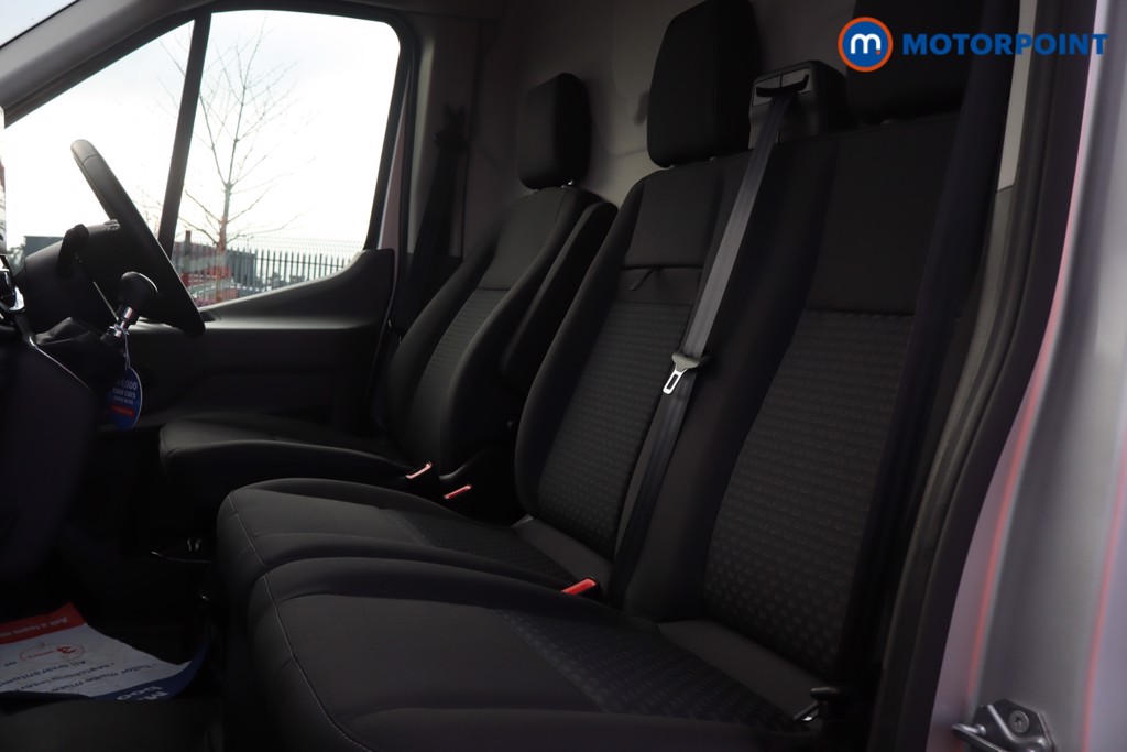 Ford Transit Limited Manual Diesel Medium Roof Van - Stock Number (1594783) - 15th supplementary image