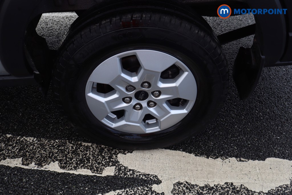 Ford Transit Limited Manual Diesel Medium Roof Van - Stock Number (1594783) - 17th supplementary image