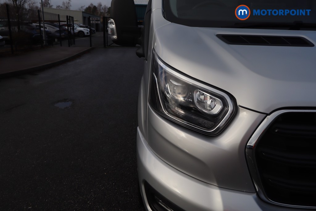 Ford Transit Limited Manual Diesel Medium Roof Van - Stock Number (1594783) - 24th supplementary image