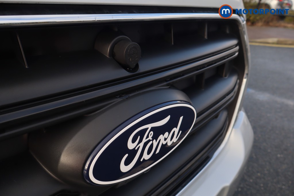 Ford Transit Limited Manual Diesel Medium Roof Van - Stock Number (1594783) - 25th supplementary image