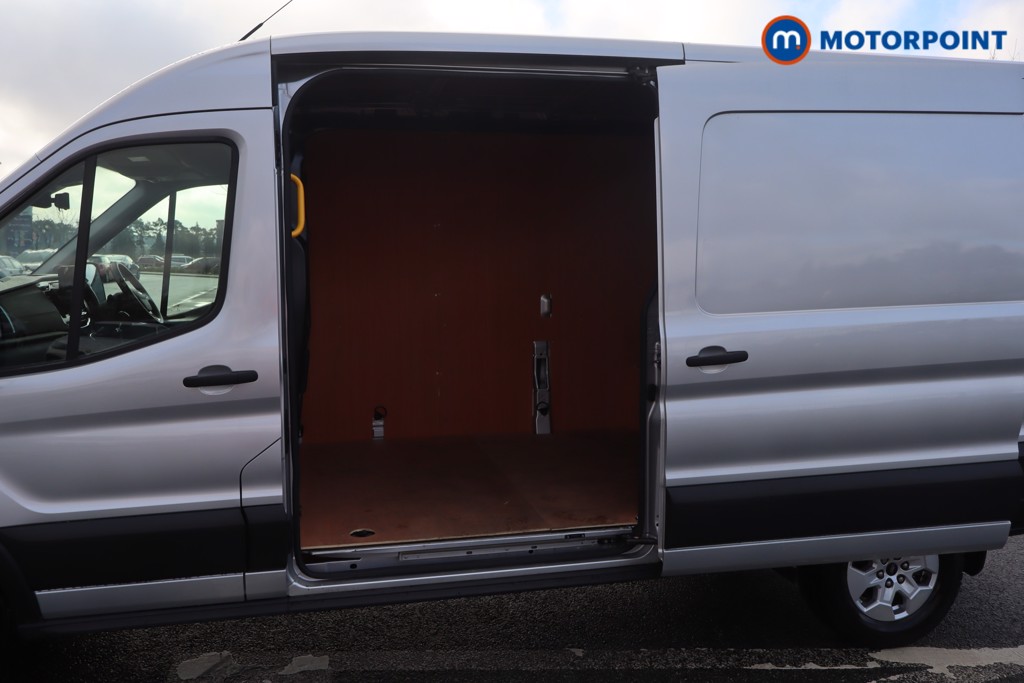Ford Transit Limited Manual Diesel Medium Roof Van - Stock Number (1594783) - 28th supplementary image
