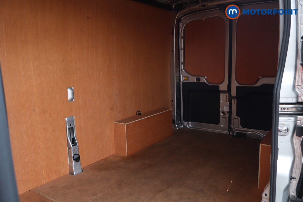 Ford Transit Limited Manual Diesel Medium Roof Van - Stock Number (1594783) - 30th supplementary image