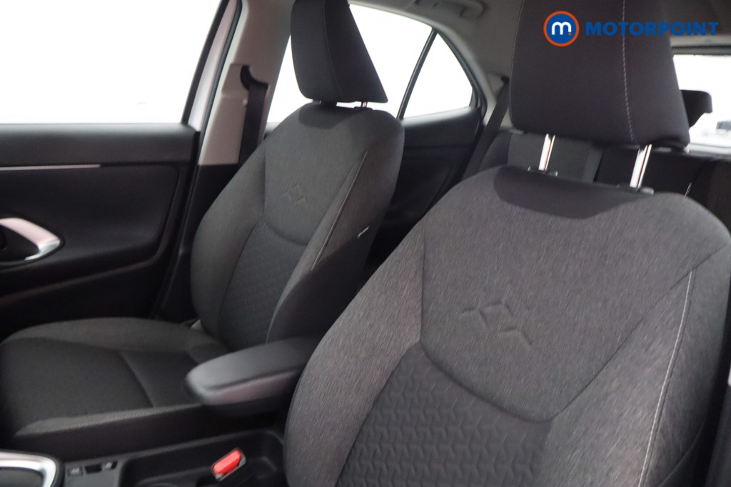 Toyota Yaris Cross Icon Automatic Petrol-Electric Hybrid Estate - Stock Number (1597033) - 14th supplementary image