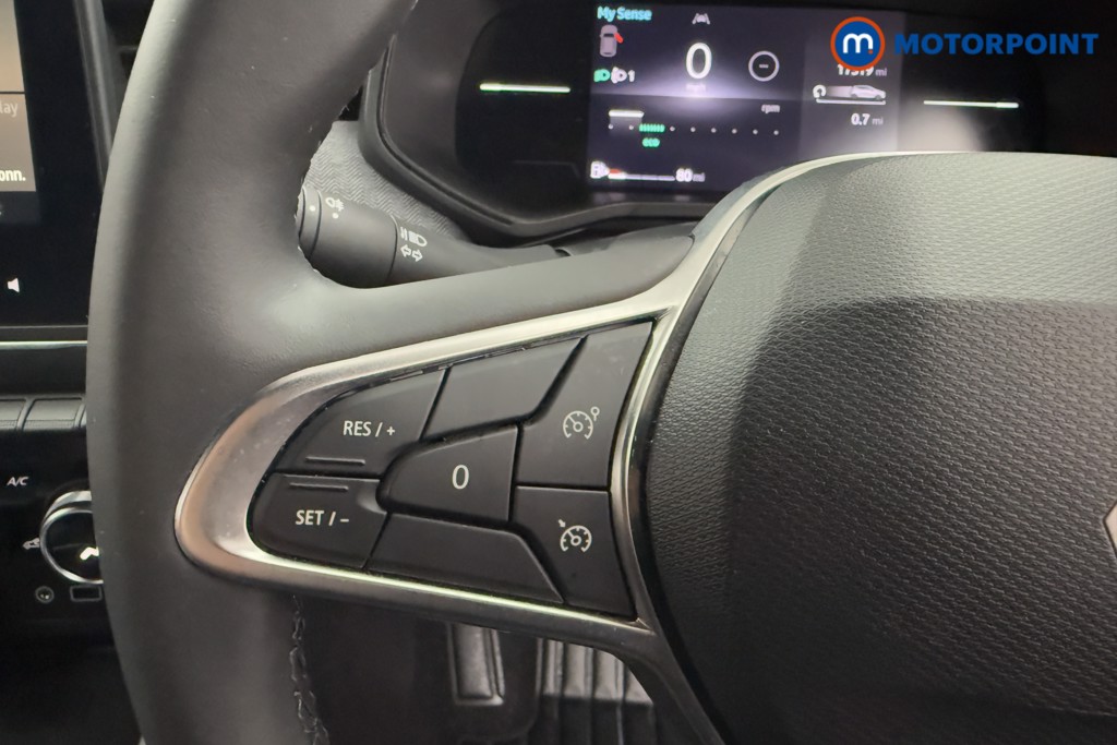 Renault Clio Techno Manual Petrol Hatchback - Stock Number (1598659) - 4th supplementary image