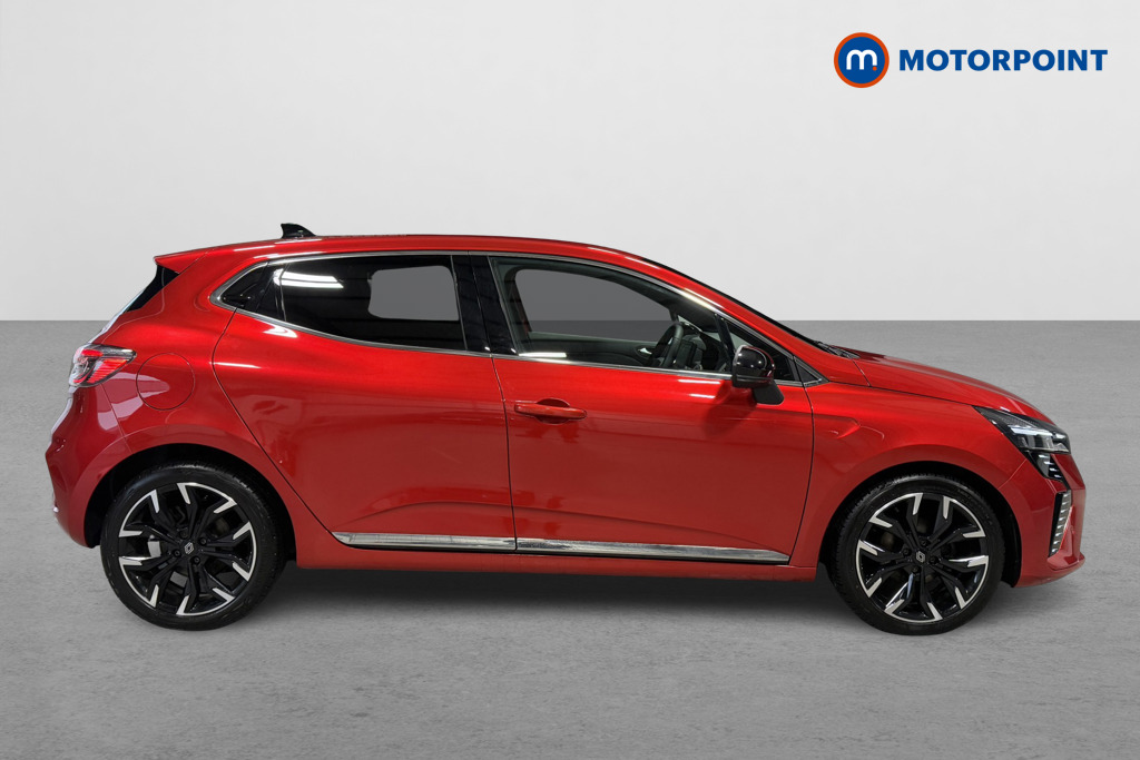 Renault Clio Techno Manual Petrol Hatchback - Stock Number (1598659) - Drivers side