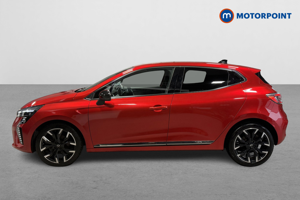 Renault Clio Techno Manual Petrol Hatchback - Stock Number (1598659) - Passenger side