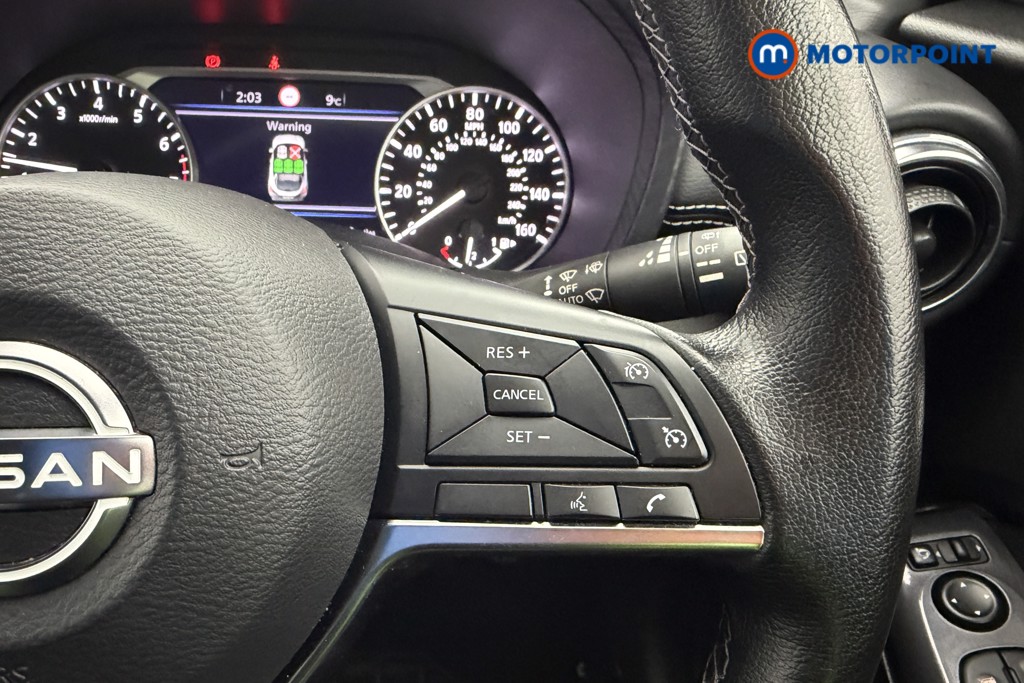 Nissan Juke N-Connecta Manual Petrol SUV - Stock Number (1598680) - 4th supplementary image