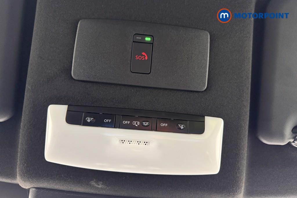 Nissan Juke N-Connecta Manual Petrol SUV - Stock Number (1598680) - 17th supplementary image