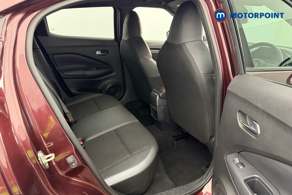 Nissan Juke N-Connecta Manual Petrol SUV - Stock Number (1598680) - 24th supplementary image