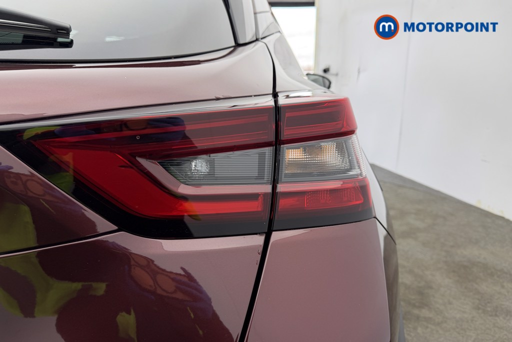 Nissan Juke N-Connecta Manual Petrol SUV - Stock Number (1598680) - 26th supplementary image