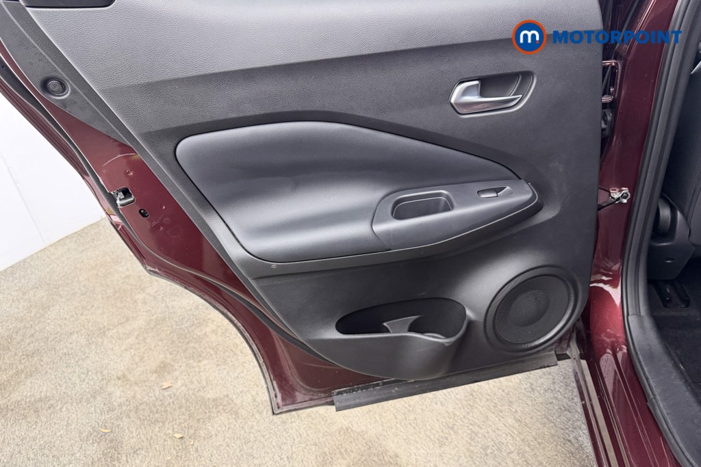 Nissan Juke N-Connecta Manual Petrol SUV - Stock Number (1598680) - 29th supplementary image