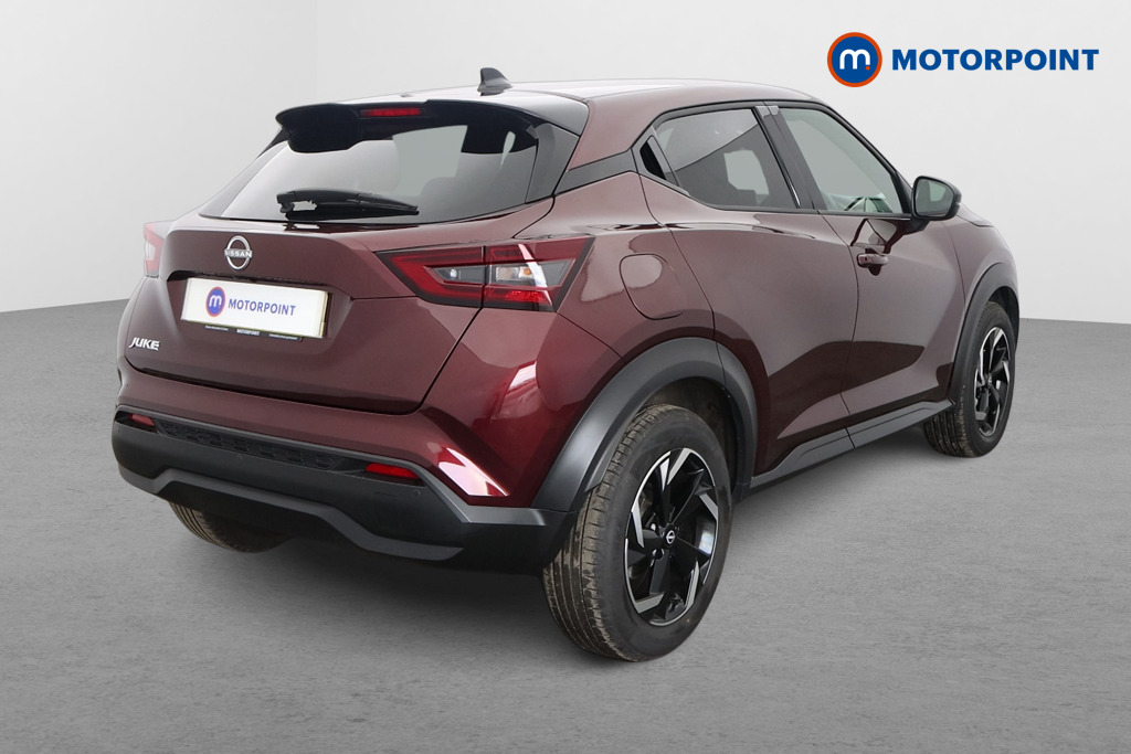 Nissan Juke N-Connecta Manual Petrol SUV - Stock Number (1598680) - Drivers side rear corner