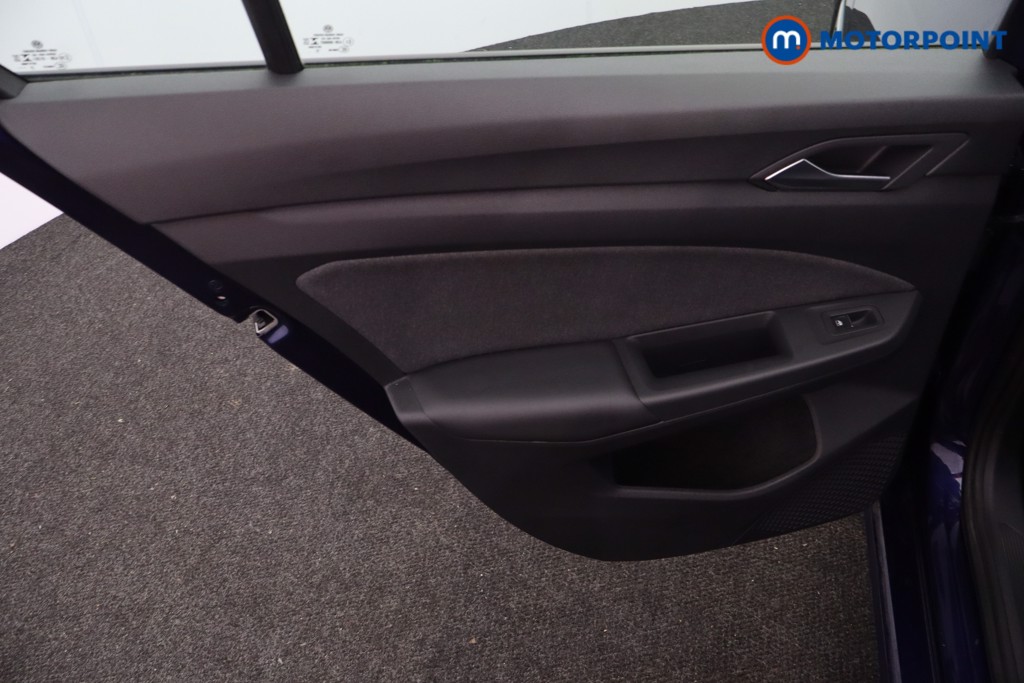 Volkswagen Golf Life Manual Petrol Hatchback - Stock Number (1599406) - 19th supplementary image