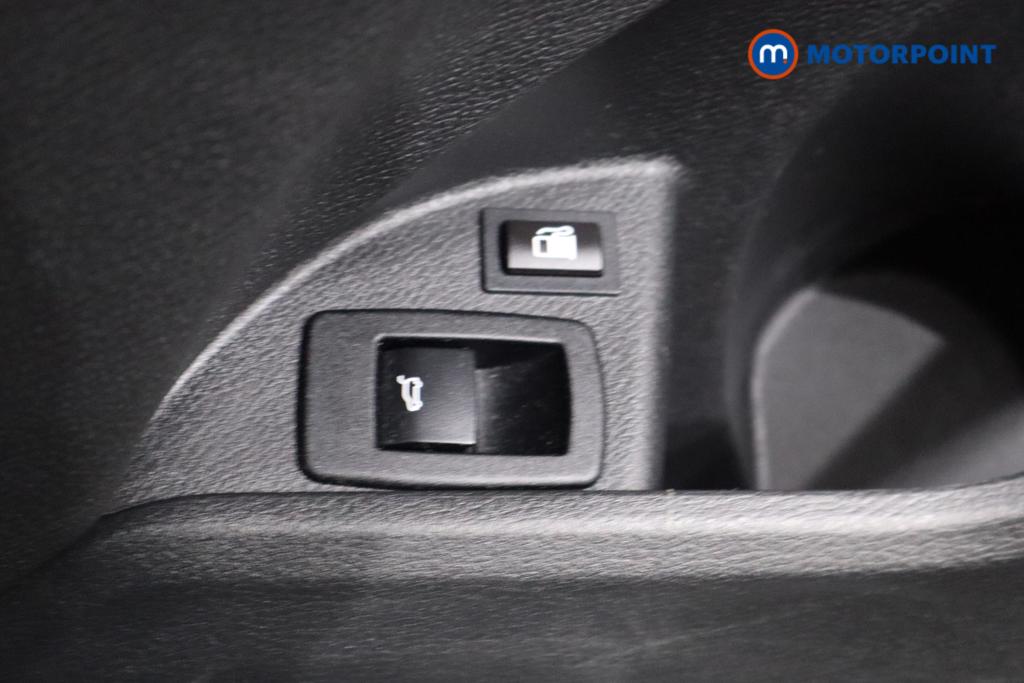 BMW X1 Xline Automatic Petrol Plug-In Hybrid SUV - Stock Number (1600095) - 15th supplementary image